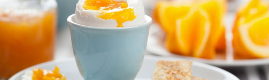 Βρασμένο αυγό κοτόπουλου - το κύριο προϊόν της δίαιτας αυγών για απώλεια βάρους